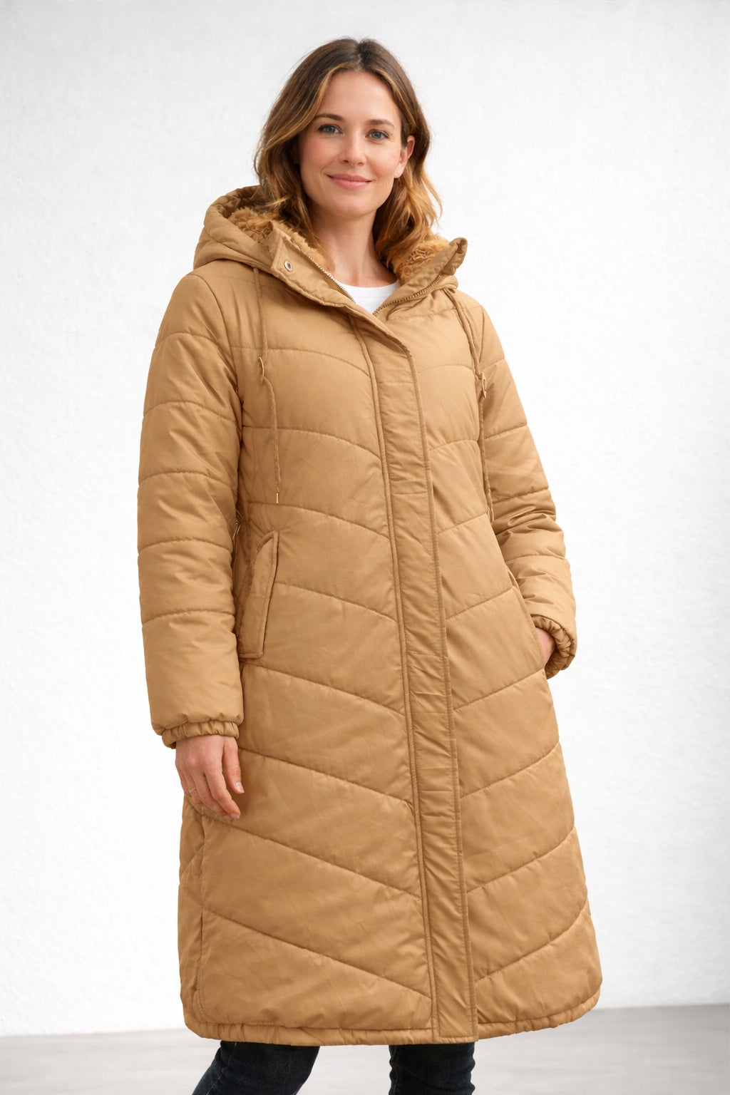 Abril | Parka Larga Acolchada Mujer con Capucha