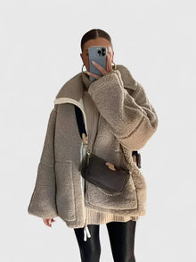 Adriana | Chaquetón de Borreguito Mujer Cuello Alto Cremallera