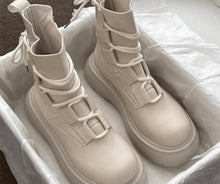 Amaia | Botas Militares Plataforma Mujer con Cordones y Hebillas