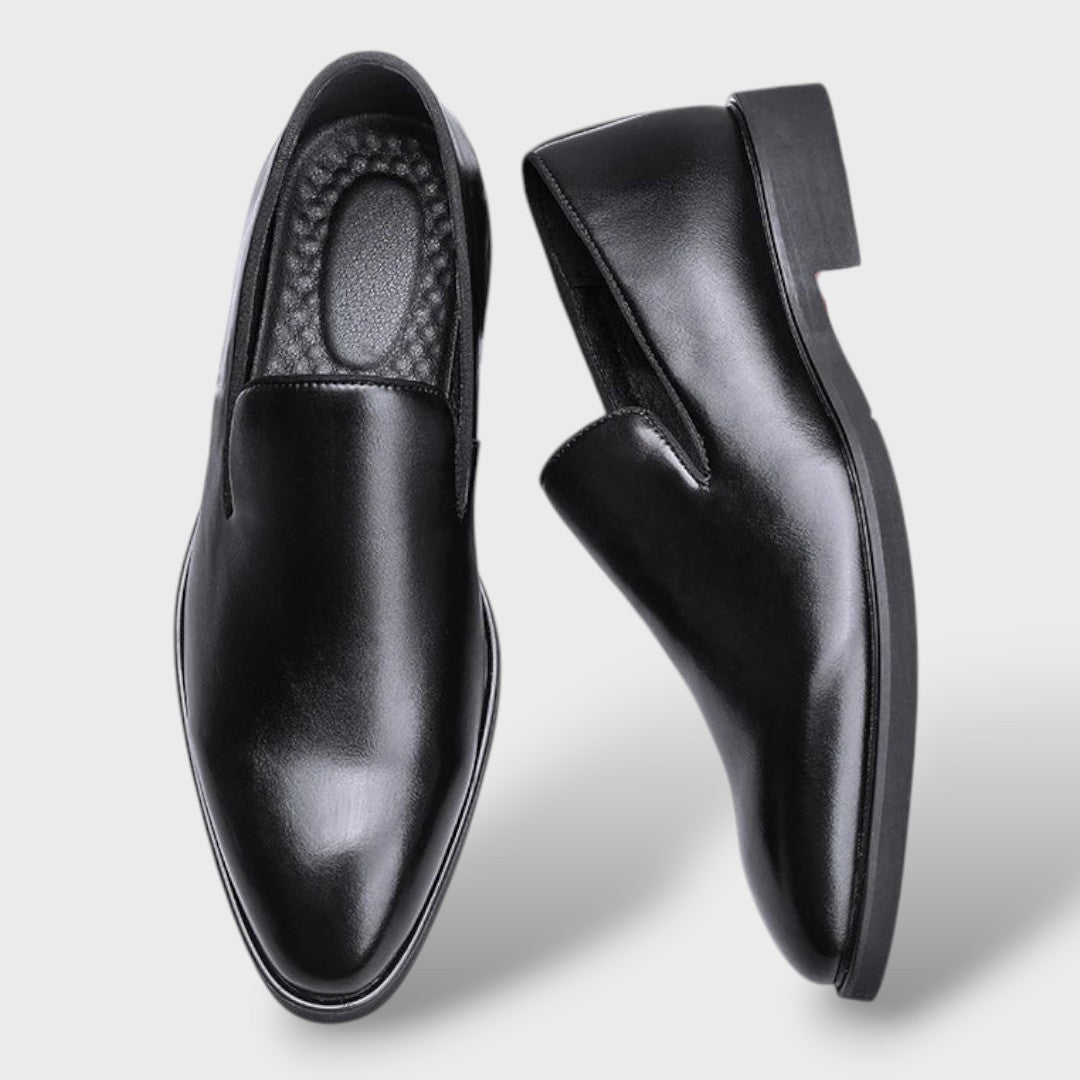 Arturo | Mocasines Negros de Cuero Hombre Puntera Afilada