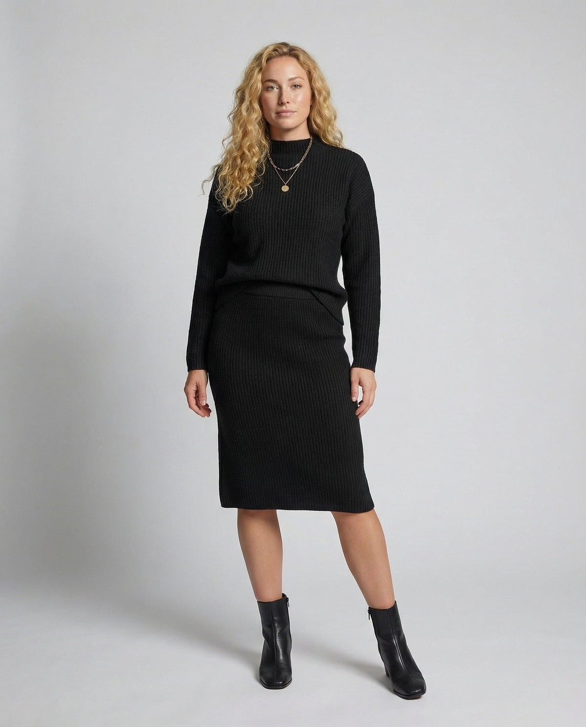 Inés | Conjunto de Punto de Jersey Mujer Falda Midi Cuello Alto