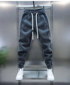 Iván | Pantalón Deportivo de Punto Acanalado Hombre Jogger Tobillo