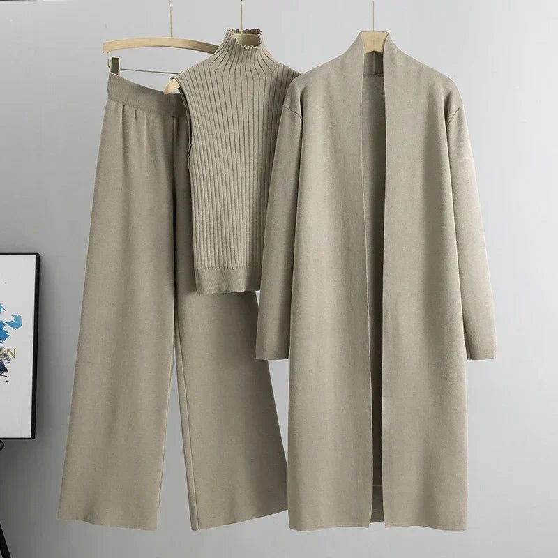 Nuria | Conjunto de Punto Tres Piezas Mujer Cárdigan Largo Pantalón Ancho