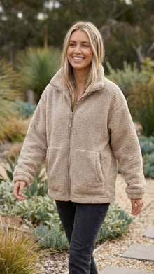 Paloma | Chaqueta de Borreguito Oversize Mujer Cremallera Cuello Alto