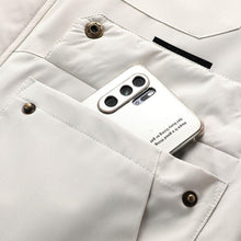 Tomás | Chubasquero Hombre Impermeable con Capucha Multipocket