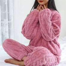Triana | Conjunto de Forro Polar Mujer Pijama Cuello Redondo