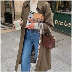 Yolanda | Gabardina Larga Mujer Oversize Forro de Cuadros